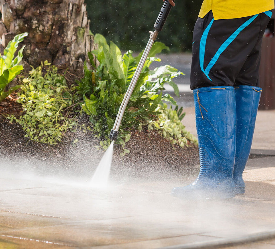 Professional Pressure Washing Cleaning Service